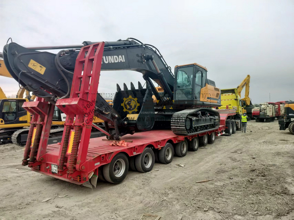 HYUNDAI HX375L Excavator