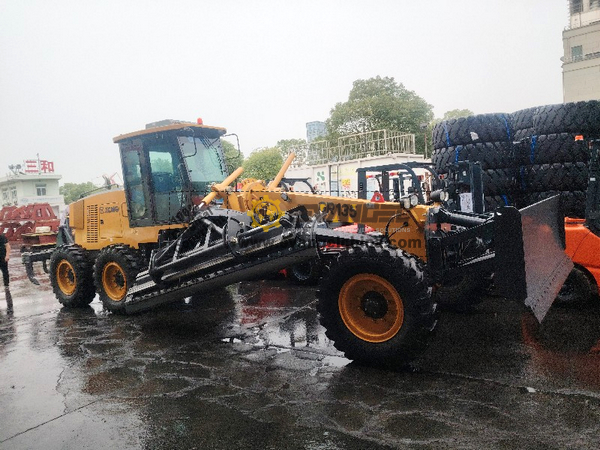 XCMG GR135 Motor Grader