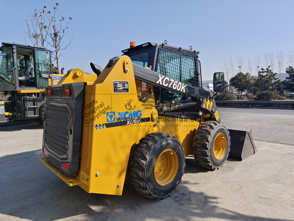 XCMG XC760K Skid Steer Loader