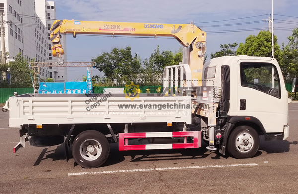 XCMG XS143J Road Roller & 1 DONGFENG Truck Mounted Crane