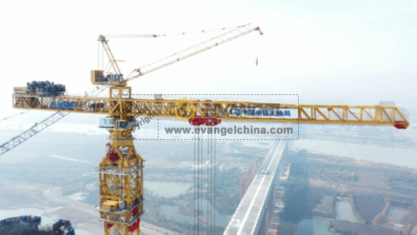 The World's Largest Tower Crane With A Maximum Lifting Capacity of 600 Tonnes