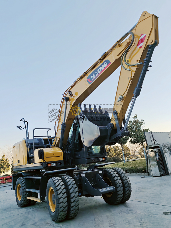 XCMG XE155WGA Excavator