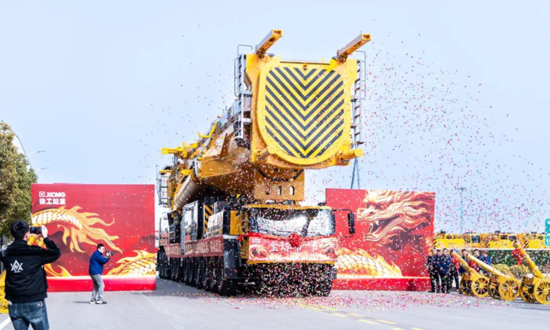 Unveiling the World's Largest: XCMG's 4000-ton All Terrain Crane Sets Off!
