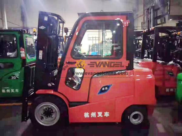 Uzbekistan - 4 Units ZOOMLION forklift FD50 & HANGCHA Forklift CPD35