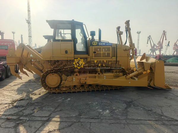 SEM SEM822D Bulldozer