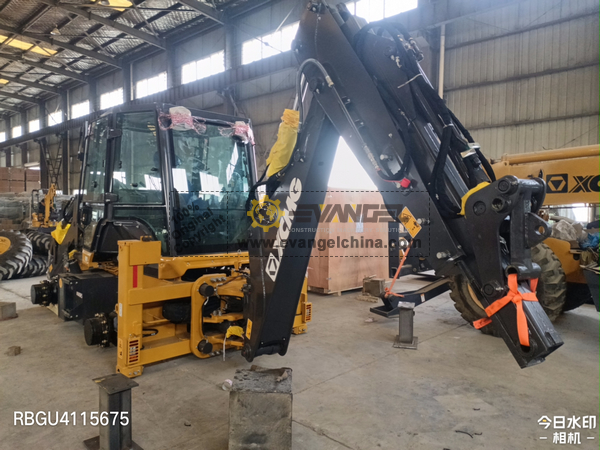 XCMG XC8-S3570 Backhoe Loader