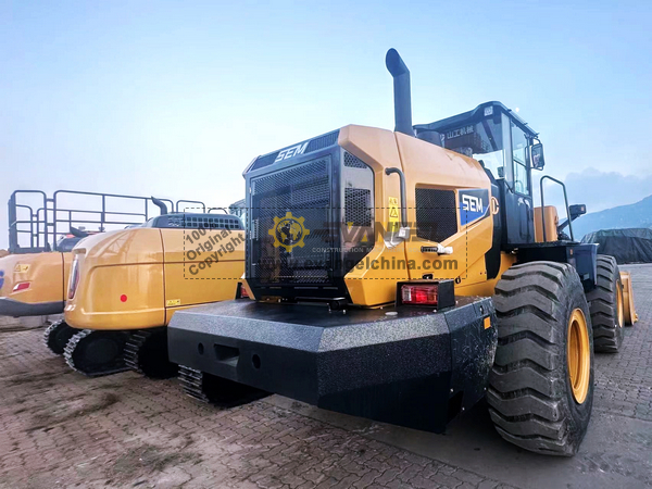 Cameroon - 1 Unit SANY SY75C Excavator & 1 SEM 655F Wheel Loader