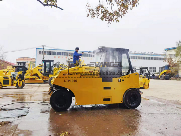 Philippines LUTONG LTP1016 Road Roller