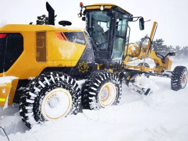 Snow Removal Tools! LIUGONG Graders Can Help You Tackle Winter with Ease!