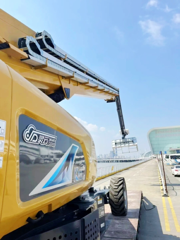 XCMG Straight-Arm Aerial Work Platform XGS70K Made Its Debut in Shanghai